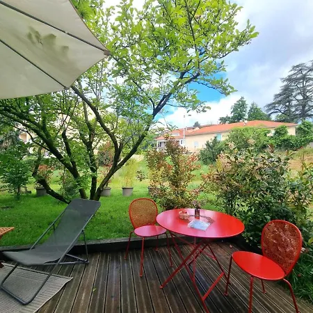 Holiday home Avec Jardin, Terrasse Et Confort A - Fr-1-496-293 *