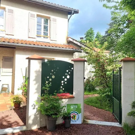 Avec Jardin, Terrasse Et Confort A - Fr-1-496-293