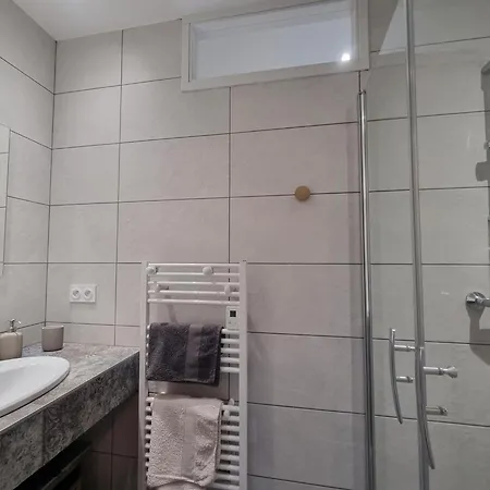 Сasa de vacaciones Avec Jardin, Terrasse Et Confort A - Fr-1-496-293 Saint-Galmier